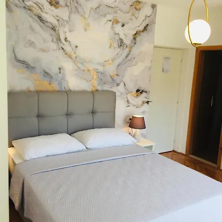 Tatijana Apartament *