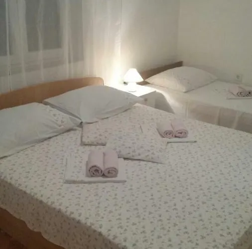 شقة Tatijana