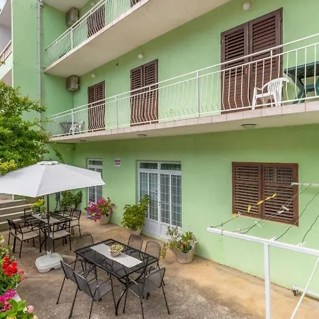 Apartment Tatijana Makarska